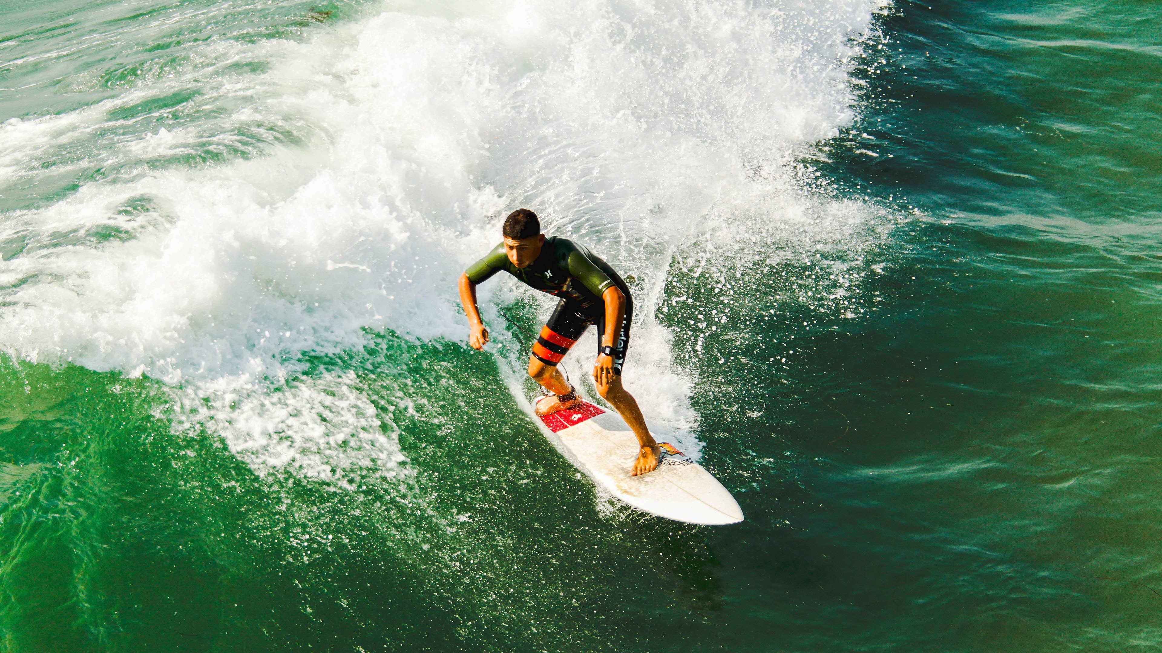 开云·Kaiyun网页版-世界杯激战不息：每场比赛都令人难忘！，世界杯最激烈比赛